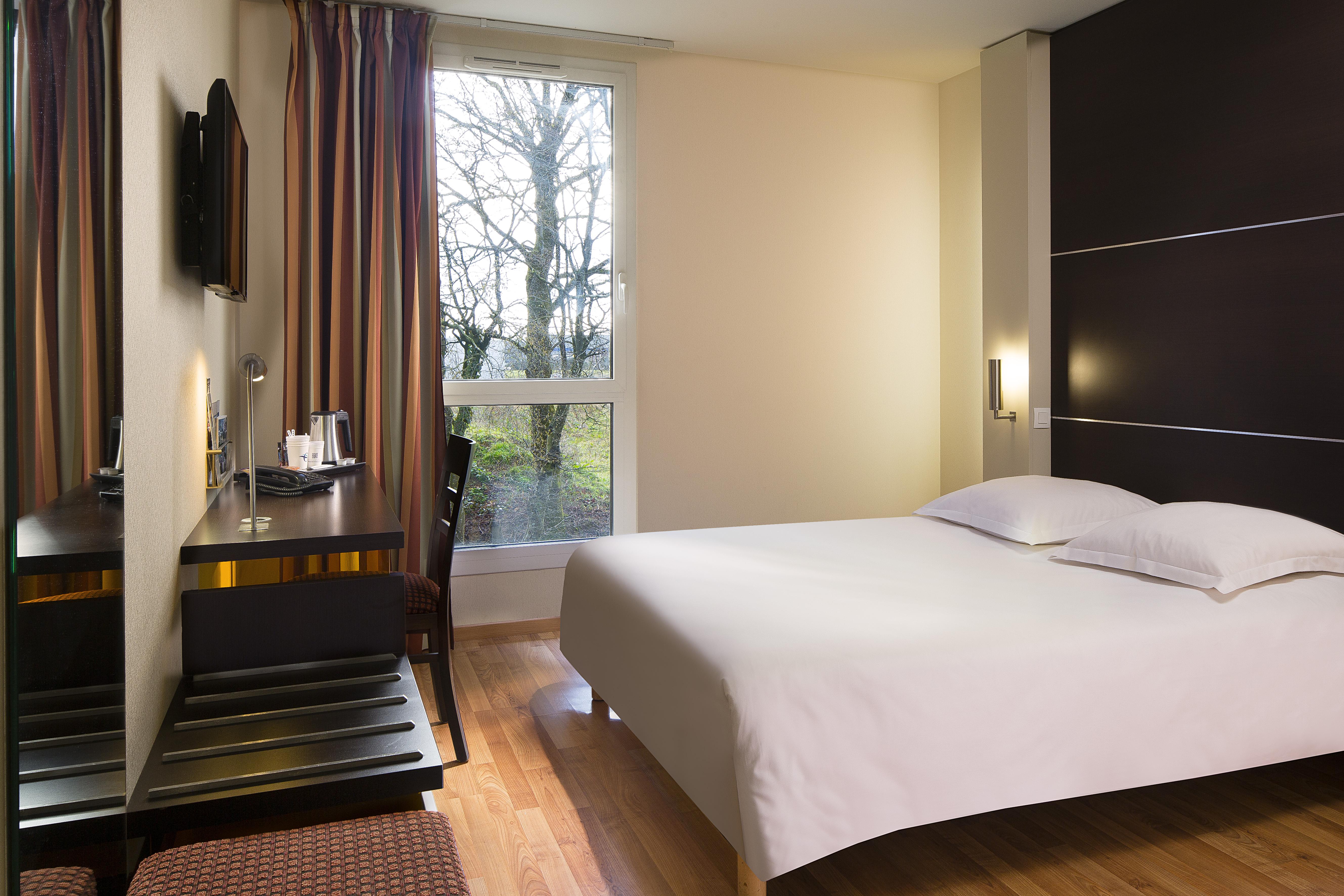 Escale Oceania Rennes Cap Malo Hotel La Meziere Kültér fotó