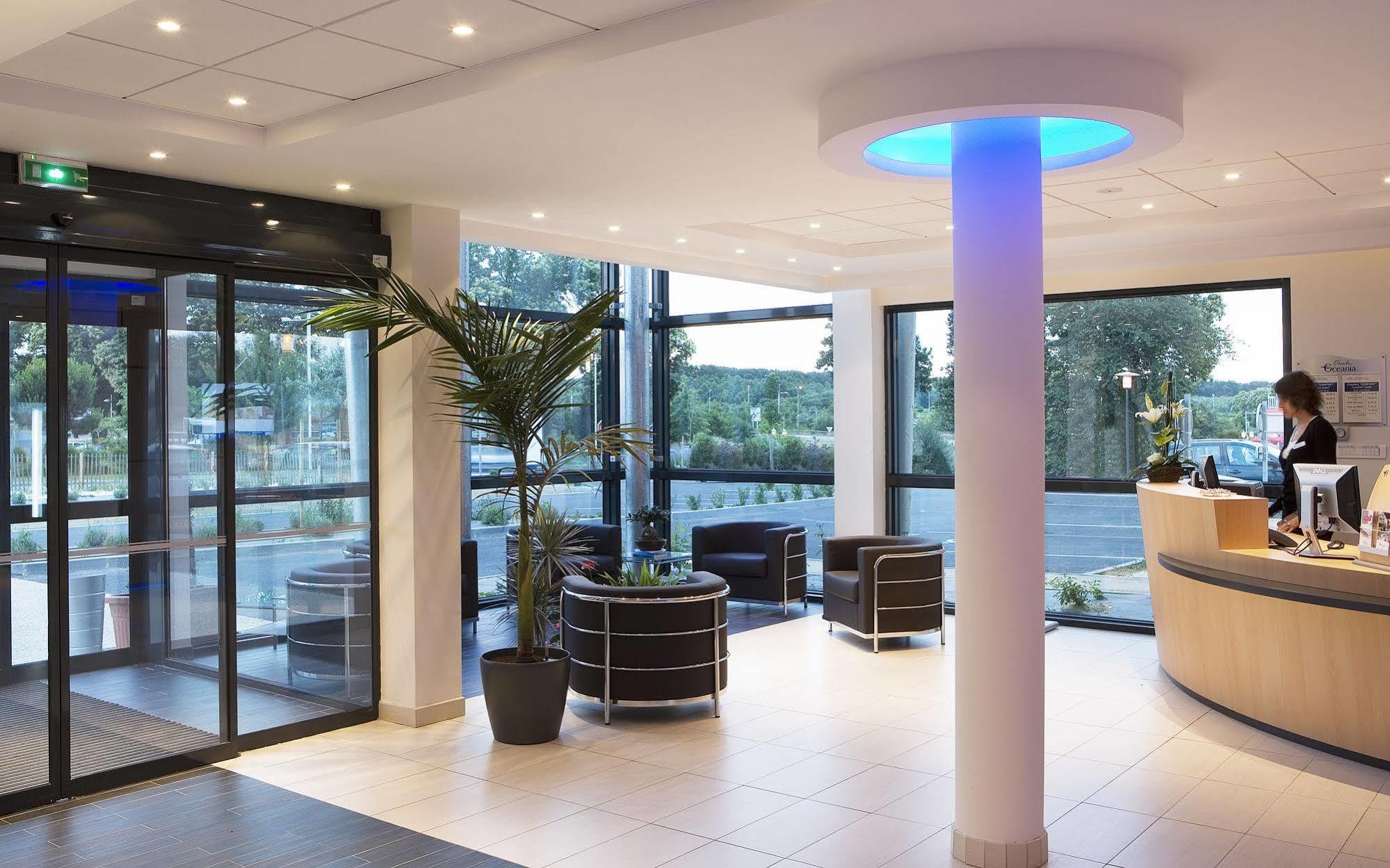 Escale Oceania Rennes Cap Malo Hotel La Meziere Kültér fotó